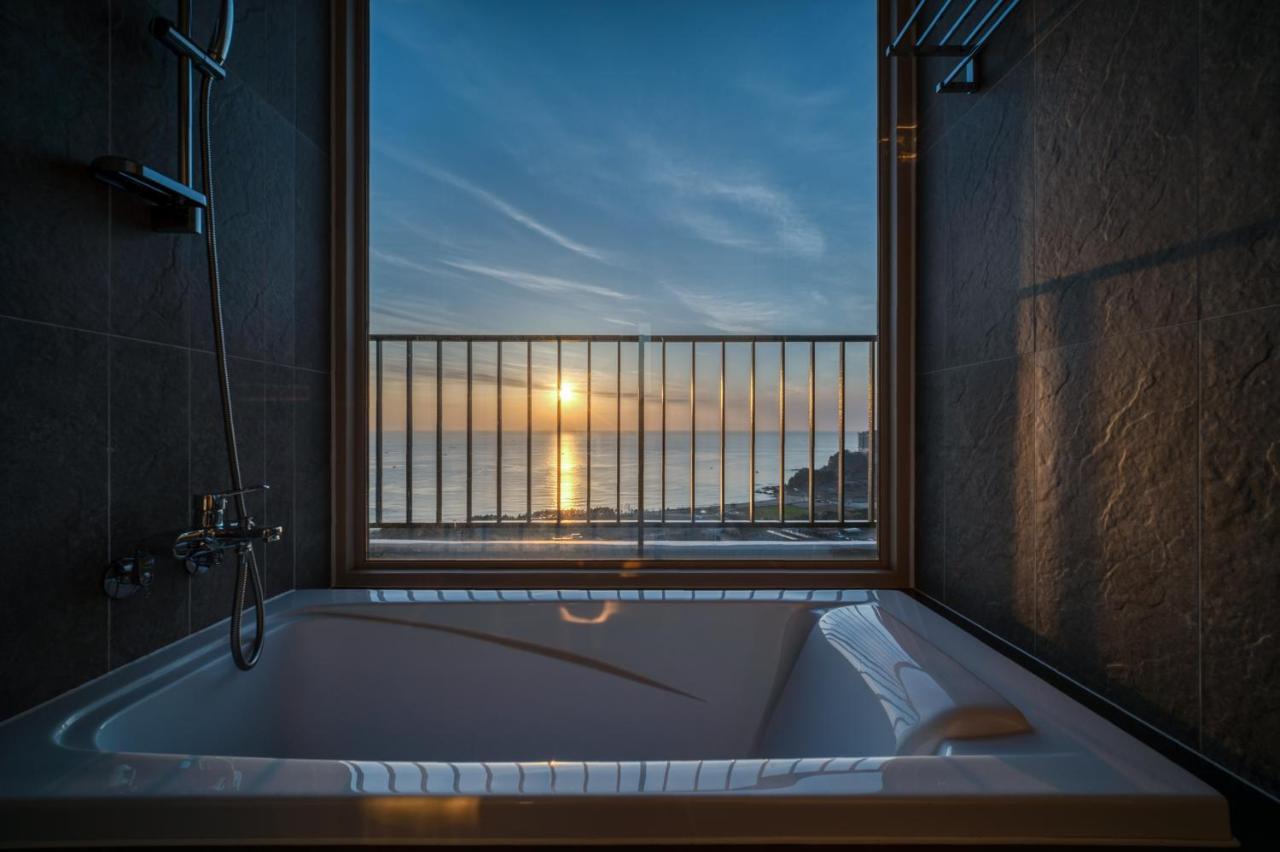 Hotel The Blue Terra Сокчхо Екстер'єр фото