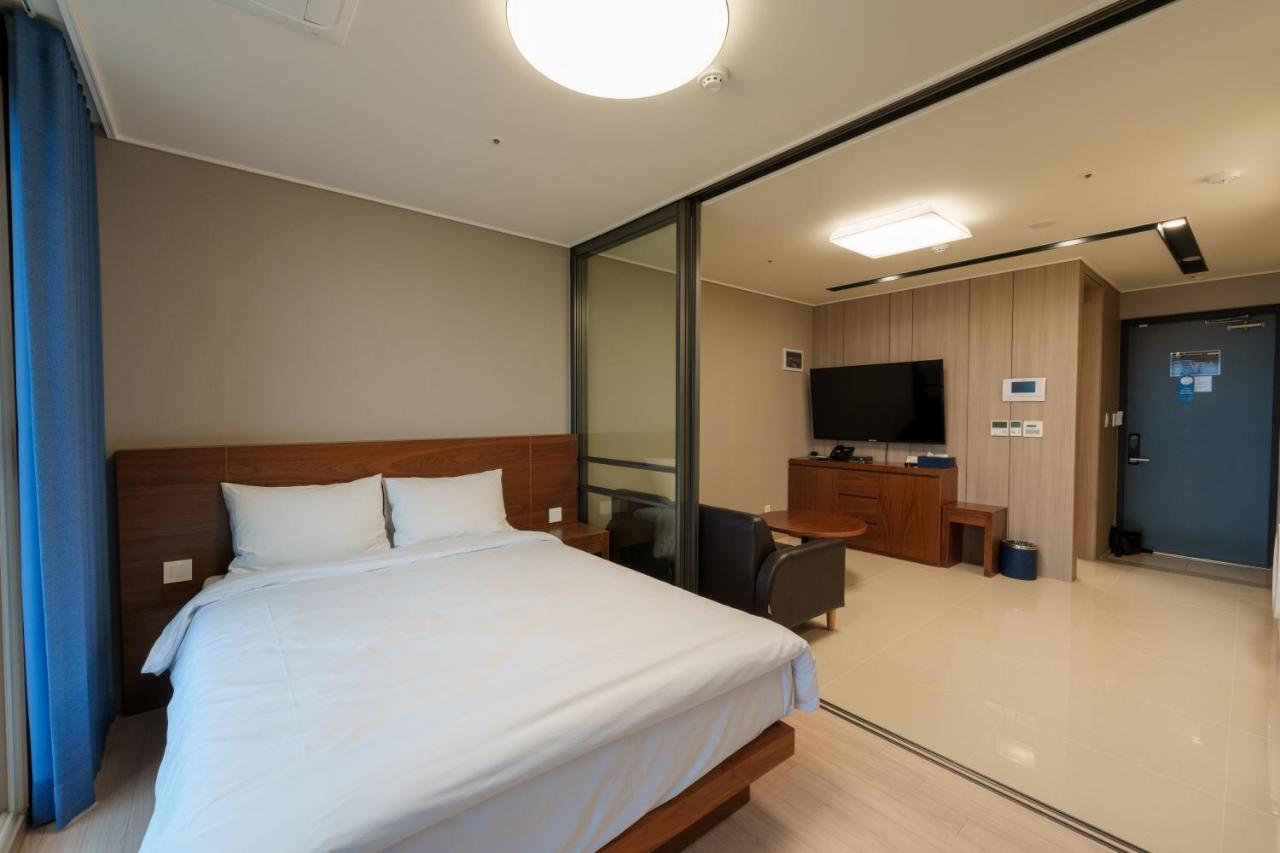 Hotel The Blue Terra Сокчхо Екстер'єр фото