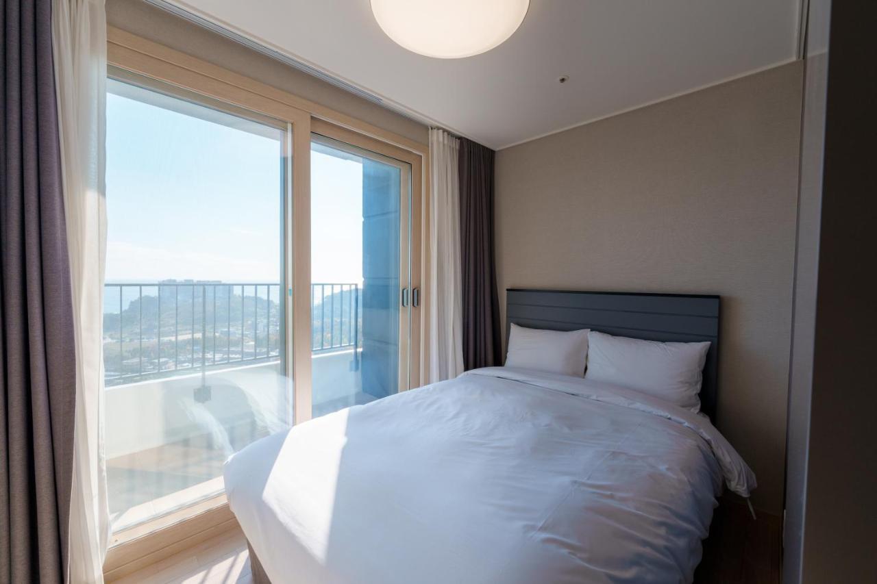 Hotel The Blue Terra Сокчхо Екстер'єр фото