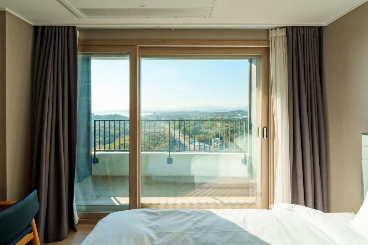 Hotel The Blue Terra Сокчхо Екстер'єр фото